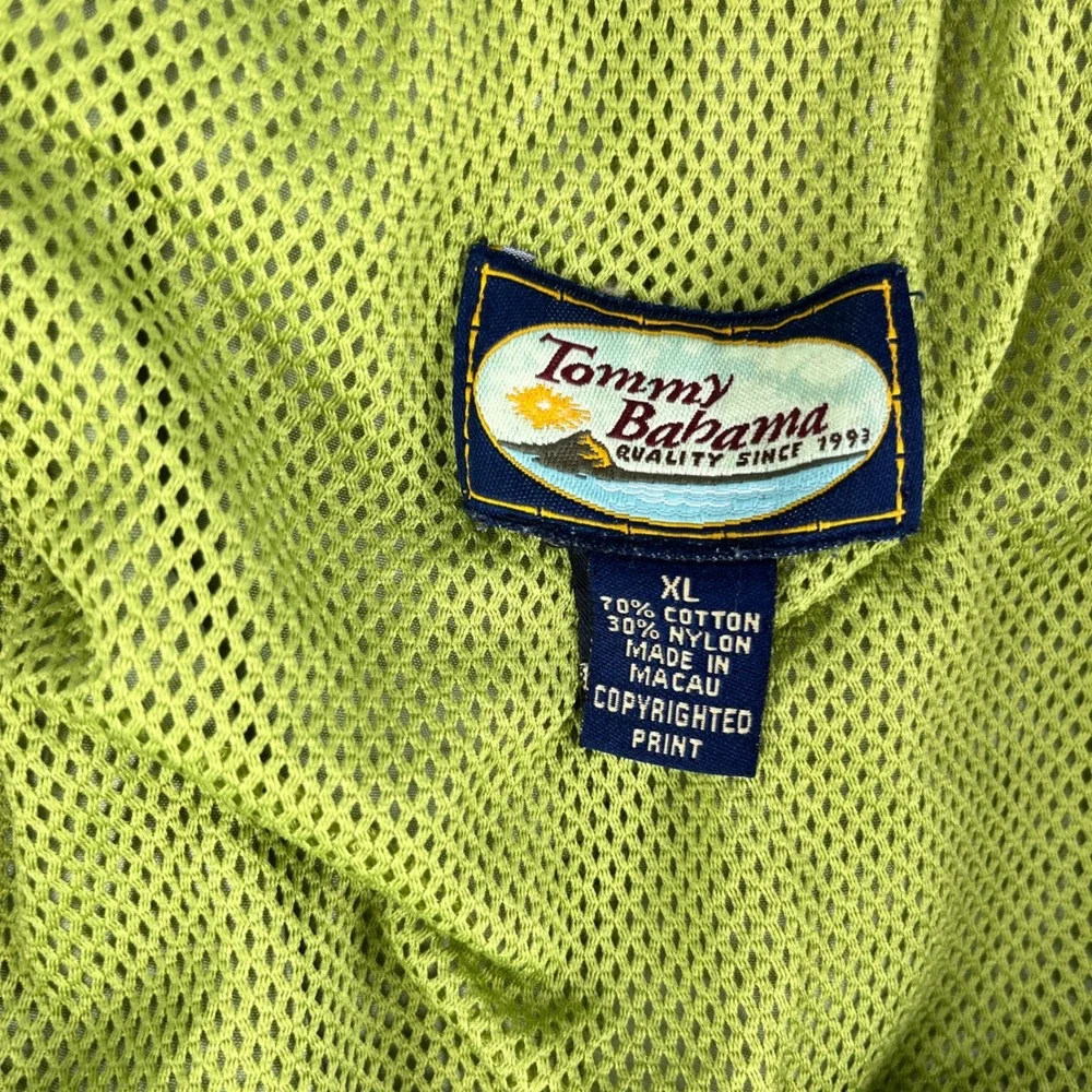Vintage Tommy Bahama Pin Up girl pirate Board Shorts Men XL (35) swim‎ trunks